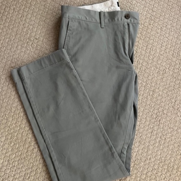 J Crew Mercantile Flex Khakis, Men's 32/32, Slim - Picture 2 of 5